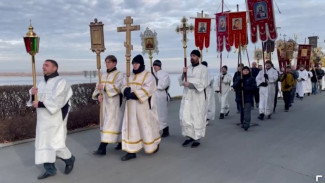 Свыше 3000 православных верующих прошли по Самаре Крестным ходом 21 ноября