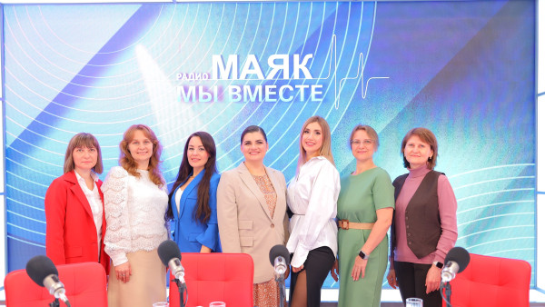 «Мы вместе»: многодетность – служение, труд, счастье. Мифы и реальность 