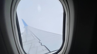 7 июля самарцы увидели в небе самолет с черным дымом 