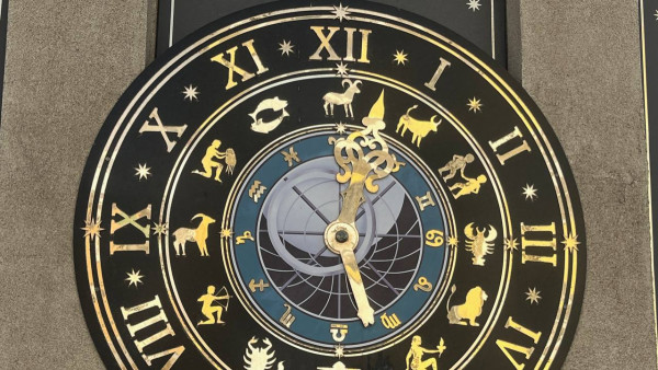 Гороскоп на 6 октября 2025: этим 4 знакам стоит уделить внимание финансовым вопросам 