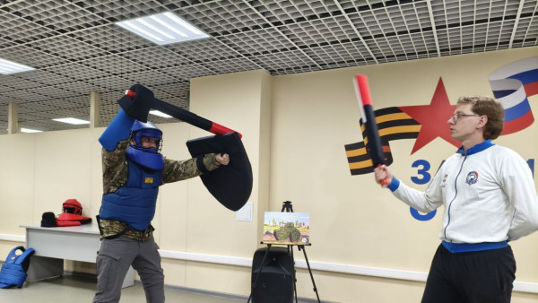 В Самаре ветеранам СВО вручили адаптивную одежду и наградили медалями в рамках фиджитал-турнира «Кубок Победы. Волга»