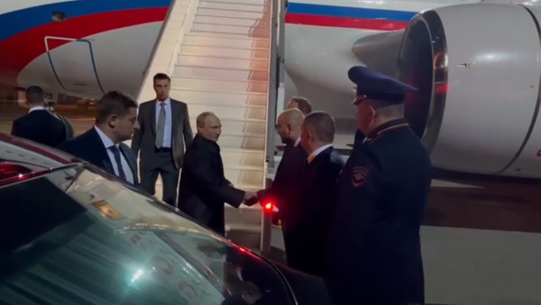 Президент России Владимир Путин с рабочей поездкой прибыл в Самарскую область 