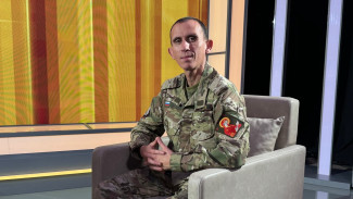 «Звезда и Лира»: «пишу стихи, чтобы прославлять силу России» 