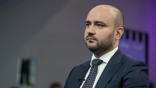 Поздравление губернатора Самарской области В.А. Федорищева с Днем химика 