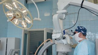 Тольяттинские хирурги освоили передовой метод лечения аневризм сосудов мозга