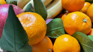 Самарцев предупредили об опасности импортных овощей и фруктов зимой