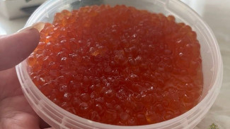 «Продавец» икры обманул 2 жительниц Самарской области на 12 тысяч рублей