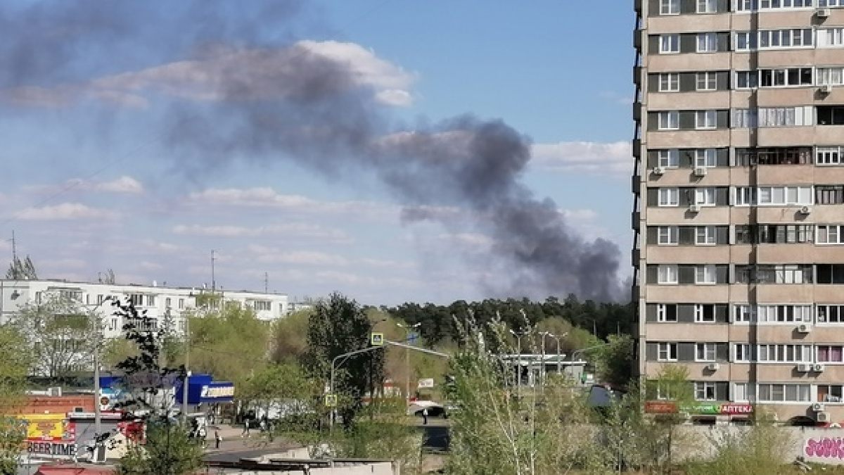 В Самарской области клубы черного дыма окутали целый район Тольятти –  Новости Самары и Самарской области – ГТРК Самара