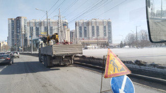 В Самаре после дождей возобновили ямочный ремонт