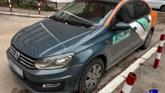 Под Самарой пьяный автохам угнал каршеринговый Volkswagen через приложение жены