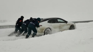 На трассе Самара - Оренбург 26 декабря возобновили движение автомобилей