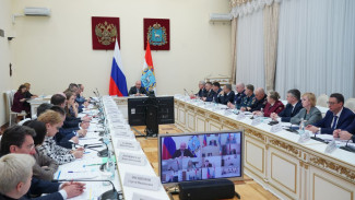 Вячеслав Федорищев поручил ускорить в Самарской области темпы вакцинации от гриппа 