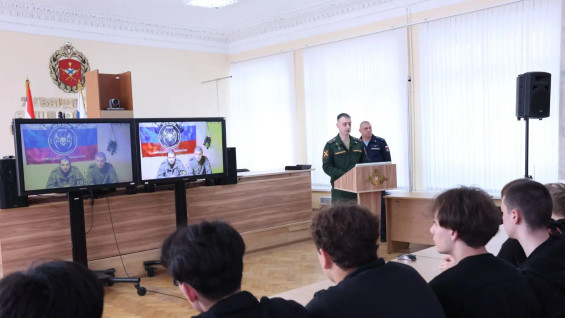 Прямой диалог с передовой: самарские студенты пообщались с операторами боевых дронов