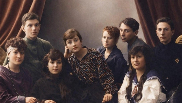 Появились раскрашенные фото самарцев 100-летние давности