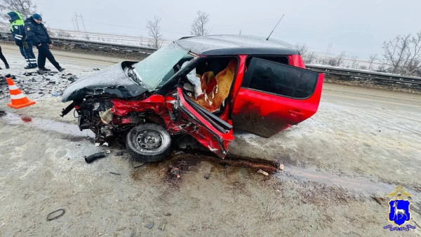 В жутком ДТП на трассе М-5 под Самарой пострадали пятеро