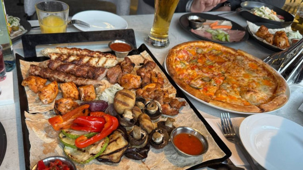 Назван топ-3 самых дорогих блюд в ресторанах Самары 