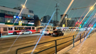 В Самаре произошла массовая остановка движения троллейбусов в ночь на 9 января