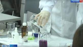 Ведущие предприятия Самарской области продолжают взращивать интерес школьников к химии 