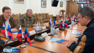 Губернатор Дмитрий Азаров в ходе командировки в новые регионы встретился с Главой Луганской Народной Республики Леонидом Пасечником