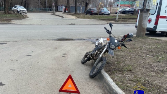 В МВД рассказали о пострадавшем в ДТП с «Грантой» и мопедом в Самаре