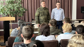 Дмитрий Азаров поблагодарил коллектив больниц Макеевки за помощь самарским военнослужащим