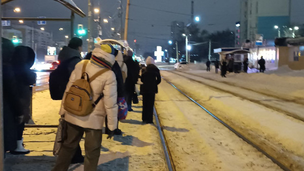 В Самаре утром 19 декабря остановилось движение общественного транспорта