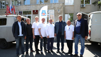 Самара отправила 2 автомобиля УАЗ бойцам в Курскую и Белгородскую области