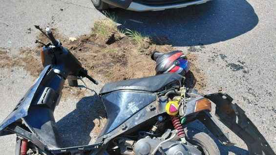 Водителя скутера госпитализировали после ДТП в Тольятти