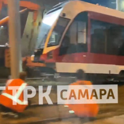 Трамвай сошел с рельсов на Ново-Садовой в Самаре вечером 4 сентября