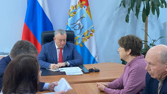 Жители Новосемейкино добились запрета для большегрузов из-за склада Wildberries