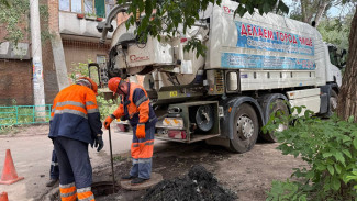 В Самаре жители одного из домов засорили канализацию бигудями 