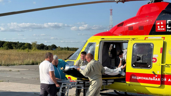 В Самарской области санавиация спасла женщину после страшного ДТП