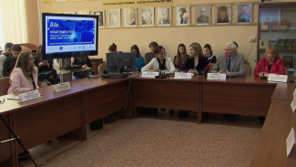 Стипендии имени тележурналиста Анатолия Лысенко вручили в Москве