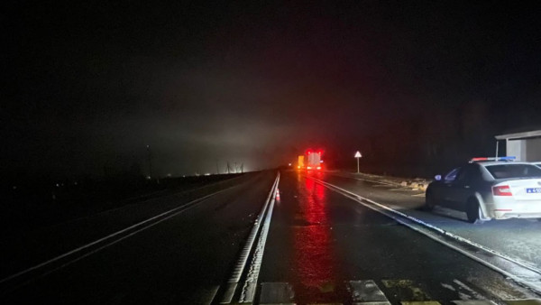 На трассе М-5 под Самарой фура насмерть сбила лежащего на дороге мужчину