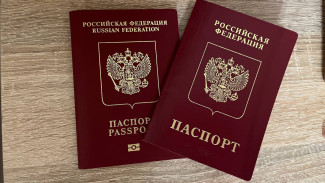 Самарцам назвали страны, в которые не пустят по старому загранпаспорту