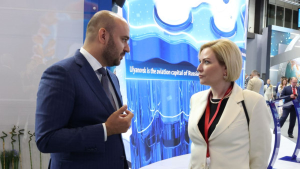 Вячеслав Федорищев и Ольга Любимова на ПМЭФ обсудили ближайшие планы в сфере культуры