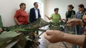 В Самарском селе Исаклы женщины организовали артель для помощи СВО