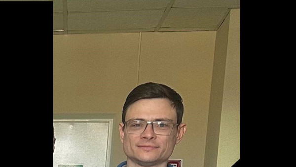 Стало известно, когда пройдет прощание с погибшим на Кировском мосту велосипедистом