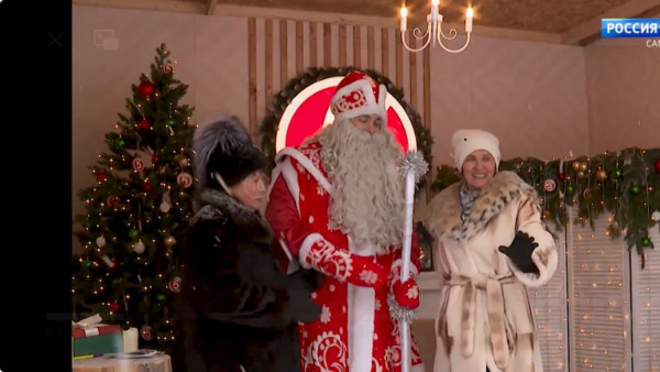 Жителям Самарской области дарит праздничное настроение проект «В Пятёрочке с Дедом Морозом» 