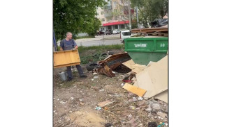 «Разобью телефон»: в Самаре агрессивно выбросили несанкционированный мусор с «Газели»