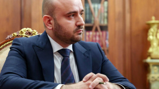 Врио губернатора Самарской области Вячеслав Федорищев поздравил "Акрон" с выходом в РПЛ