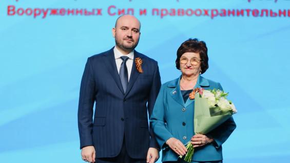 В Самаре во Дворце спорта имени Владимира Высоцкого прошло торжественное собрание в честь Дня Победы