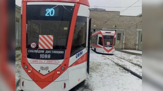 В Самаре новый трамвай БКМ Т-701 начал перевозить пассажиров по маршруту №20