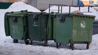 Самарцам рассказали о поддельных QR-кодах мошенников на мусорных контейнерах 