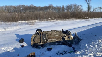 Поезд Самара — Санкт-Петербург столкнулся с легковушкой в Мордовии