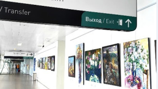 Пассажиров аэропорта «Курумоч» теперь встречают картины самарских художников  