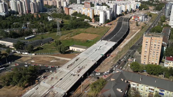 В домах у развязки на улице Ново-Садовой в Самаре установят шумозащитные стекла 