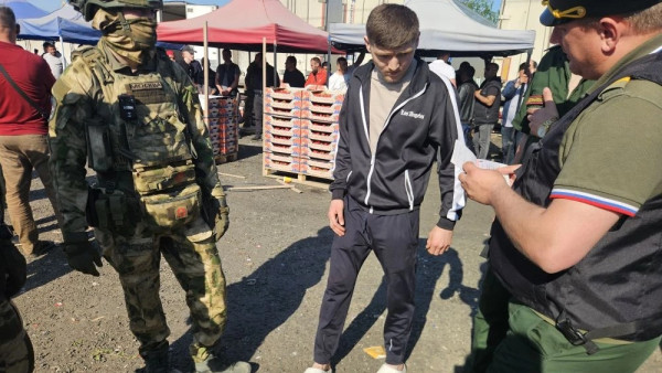 Появилось видео рейда по мигрантам-уклонистам в Самаре