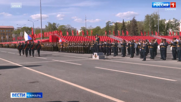 Стало известно, сколько полицейских будут охранять самарцев в майские праздники 