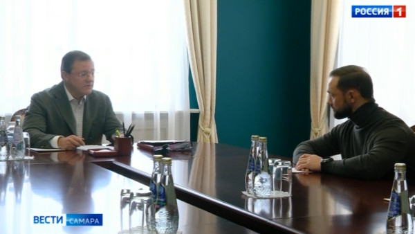 Губернатор Дмитрий Азаров провел встречу с врио зампреда Правительства области